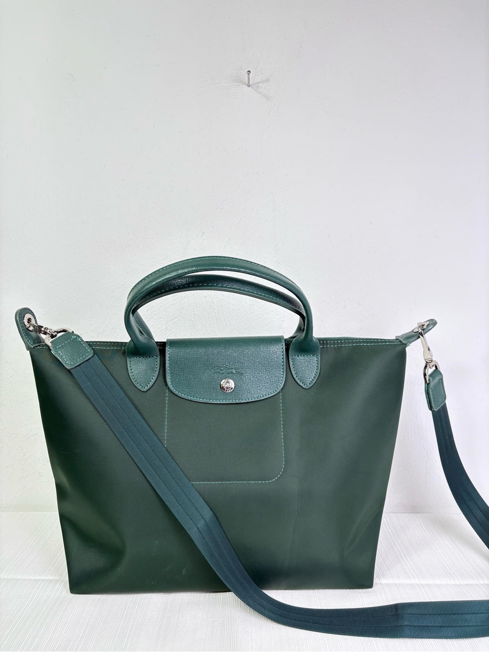 LONGCHAMP Le Pliage M Energy Forest Green Tote Bag Purse